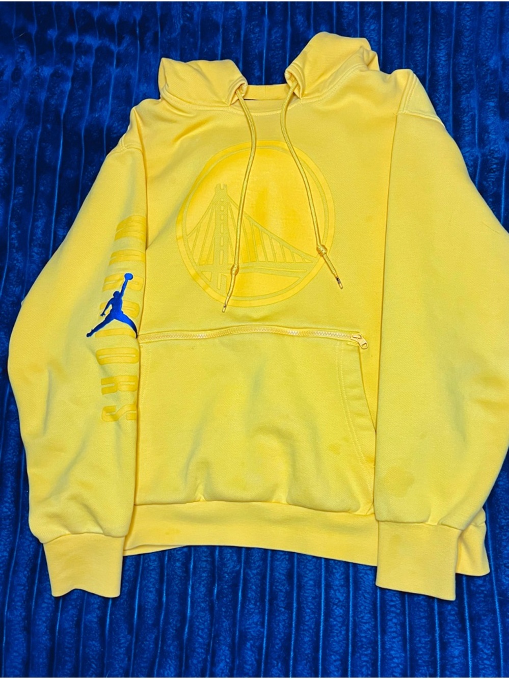 Nike Men’s Yellow Crewneck Hoodie with Subtle Embossed Graphic
